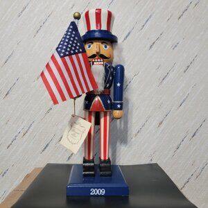 Bernard Klaus | 2009 | Nutcracker | Fourth of July | Patriotic